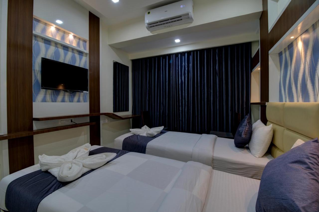 Hotel Mourya Residency 나비뭄바이 외부 사진